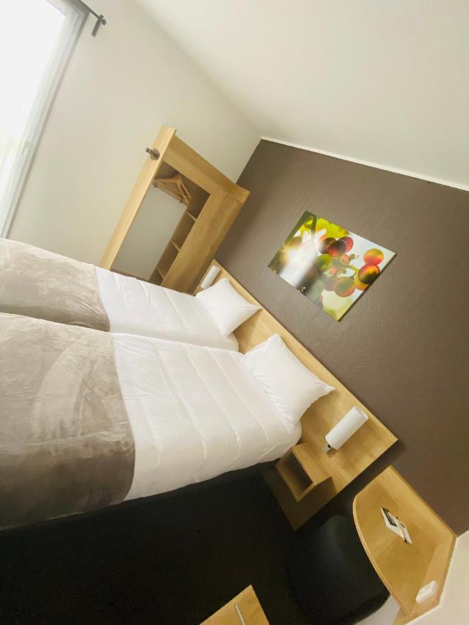Hotel Wood Inn Bordeaux Aeroport Merignac  Exterior photo