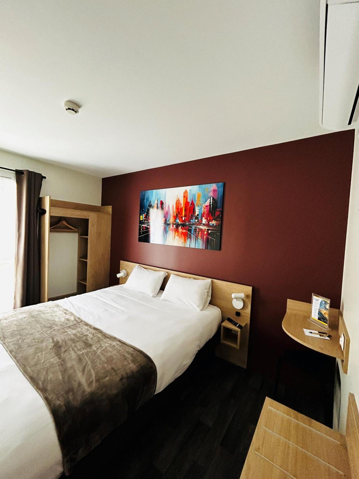 Hotel Wood Inn Bordeaux Aeroport Merignac  Exterior photo